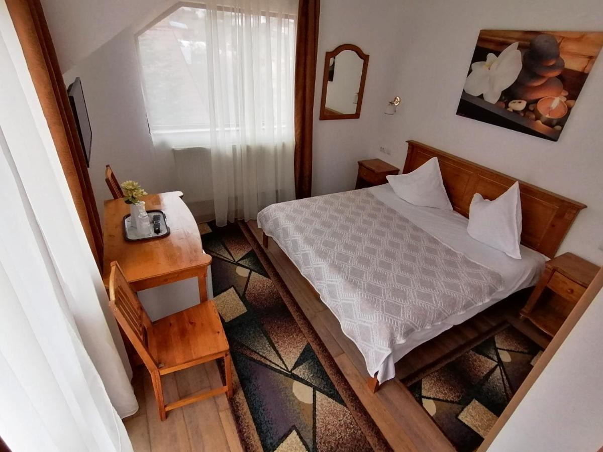 Casa Magica Buşteni 外观 照片